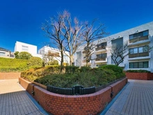 【東京都/渋谷区鉢山町】ライオンズマンション鉢山 敷地内