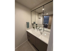 【東京都/新宿区下落合】グランツオーベル目白近衛町 洗面所