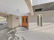 【東京都/新宿区下落合】パレロワイヤル目白 エントランス