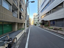 【東京都/新宿区西新宿】デュオ・スカーラ西新宿 前面道路