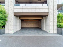 【東京都/新宿区大久保】ウエリス新宿早稲田の森 エントランス