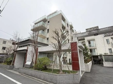 【東京都/新宿区北新宿】ロイヤルシーズン新宿柏木 外観