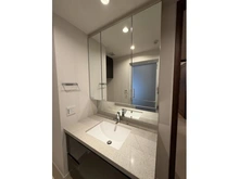 【東京都/新宿区北新宿】ロイヤルシーズン新宿柏木 洗面室