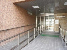【東京都/新宿区弁天町】クレセントマンション エントランス