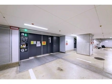 【東京都/新宿区大久保】スカイフォレストレジデンス 駐車場