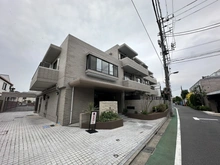 【東京都/新宿区中落合】メゾンセゾン落合 外観