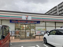 【東京都/三鷹市下連雀】ファミール三鷹グランデージ セブンイレブン 三鷹むらさき橋通り店（現地より約80m）：