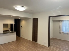 【東京都/三鷹市上連雀】ザ・パークハウス三鷹櫻邸 リビング・ダイニング