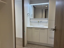 【東京都/武蔵野市緑町】武蔵野ガレリアルーチェテラッツァ 洗面所