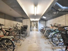 【東京都/武蔵野市緑町】武蔵野ガレリアルーチェテラッツァ 駐輪場