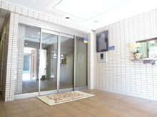 【東京都/三鷹市下連雀】ライオンズマンション三鷹中央通り エントランス