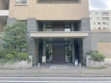 【東京都/三鷹市下連雀】アデニウム吉祥寺 エントランス