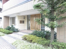 【東京都/三鷹市下連雀】フェイム三鷹フォレストコート エントランス