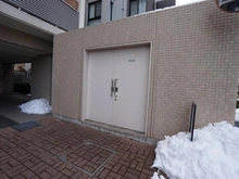 【東京都/三鷹市上連雀】ルネ三鷹アクアコート 共用部：ゴミ置き場