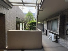 【東京都/三鷹市下連雀】サンティール三鷹ノースウイング 敷地内