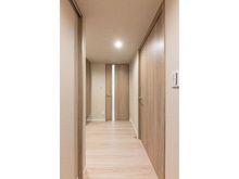 【東京都/三鷹市下連雀】クレッセント三鷹ザ・タワー 廊下