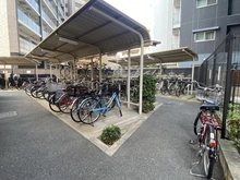 【大阪府/大阪市北区中津】ラフィーナ北梅田 駐輪場