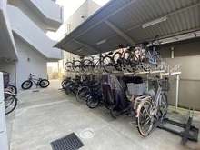 【大阪府/大阪市西淀川区千舟】アトレ御幣島 駐輪場