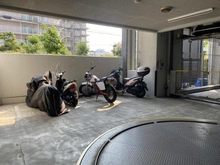 【大阪府/大阪市西淀川区千舟】アトレ御幣島 バイク置き場