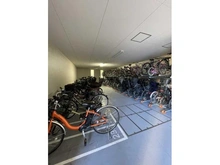 【大阪府/大阪市福島区鷺洲】リバーガーデン福島木漏れ日の丘 AB棟 駐輪場