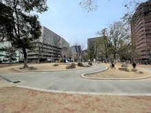【大阪府/大阪市福島区鷺洲】リバーガーデン福島木漏れ日の丘 AB棟  鷺洲上公園（現地より約110m）：