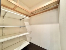 【大阪府/大阪市中央区安堂寺町】エスリード長堀タワー ウォークインクローゼット