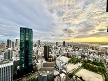 【大阪府/大阪市北区大淀南】グランドメゾン新梅田タワー　THE　CLUB RESIDENCE 眺望：大阪の街と淀川を一望することが出来ます。