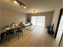 【大阪府/大阪市都島区中野町】桜宮リバーシティ・ウエスト 13-2号棟 リビング・ダイニング：※家具・調度品は販売価格に含まれておりません