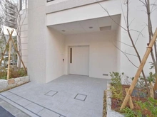 【大阪府/大阪市西区北堀江】グランドメゾン北堀江レジデンス 敷地内