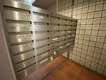 【大阪府/大阪市西区南堀江】ヴィルヌーブ南堀江 メールBOX