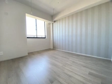 【大阪府/大阪市西区南堀江】シエリアタワー大阪堀江 洋室