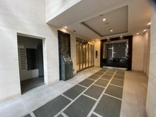 【大阪府/大阪市西区南堀江】エステムコート南堀江IIレアリス エントランス