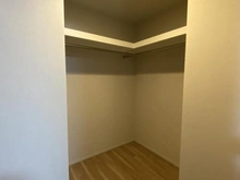 【大阪府/大阪市西区南堀江】シエリアタワー大阪堀江 収納：ウォークインクローゼット