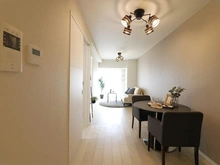 【大阪府/大阪市中央区久太郎町】プレミスト堺筋本町ラディーナ リビング・ダイニング