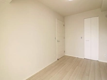 【大阪府/大阪市中央区久太郎町】プレミスト堺筋本町ラディーナ 洋室