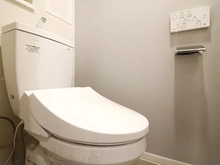 【大阪府/大阪市中央区久太郎町】プレミスト堺筋本町ラディーナ トイレ