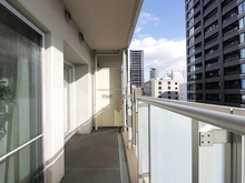 【大阪府/大阪市中央区久太郎町】プレミスト堺筋本町ラディーナ バルコニー