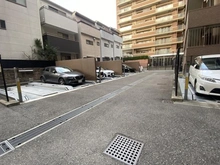 【大阪府/大阪市西淀川区野里】ライオンズクオーレ御幣島駅前ヴェルデ 駐車場