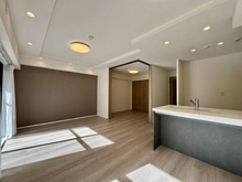 【大阪府/大阪市北区本庄西】ライオンズマンション北梅田 LDK：間仕切り扉解放時