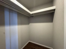 【大阪府/大阪市北区本庄西】シティタワー梅田東 収納：ウォークインクローゼット