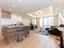 【大阪府/大阪市福島区福島】ザ・タワー大阪 リビング・ダイニング：※家具・調度品等は販売価格に含まれておりません