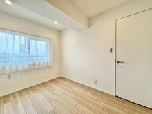 【大阪府/大阪市北区中崎西】ルモン東梅田 洋室