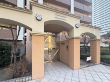 【大阪府/大阪市都島区友渕町】ルイシャトレ都島 アプローチ