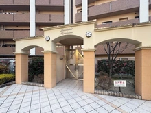 【大阪府/大阪市都島区友渕町】ルイシャトレ都島 アプローチ