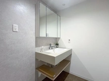 【大阪府/大阪市福島区海老江】グリーンコーポ野田阪神II 洗面室：洗面化粧台