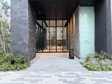 【大阪府/大阪市中央区久太郎町】ジオタワー堺筋本町 アプローチ