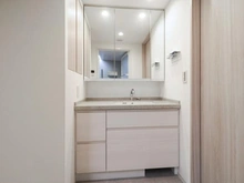 【大阪府/大阪市中央区久太郎町】ジオタワー堺筋本町 洗面所