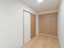 【大阪府/大阪市中央区南本町】ブランズタワー御堂筋本町 洋室