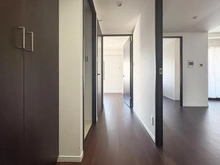 【大阪府/大阪市鶴見区鶴見】ディークラディア鶴見アクロスタワー 廊下