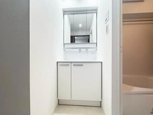 【大阪府/大阪市鶴見区今津北】ファミール・パーク鶴見 洗面室